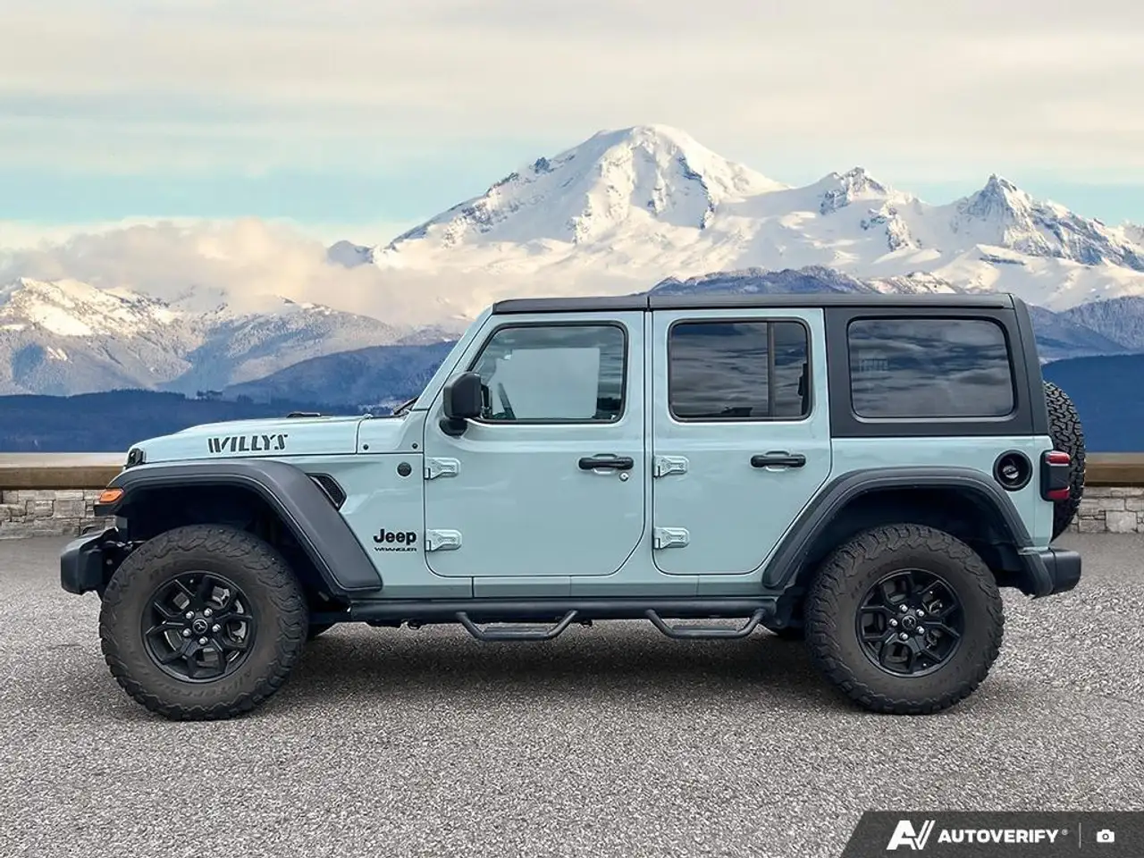 Jeep Wrangler снимка Jeep Wrangler