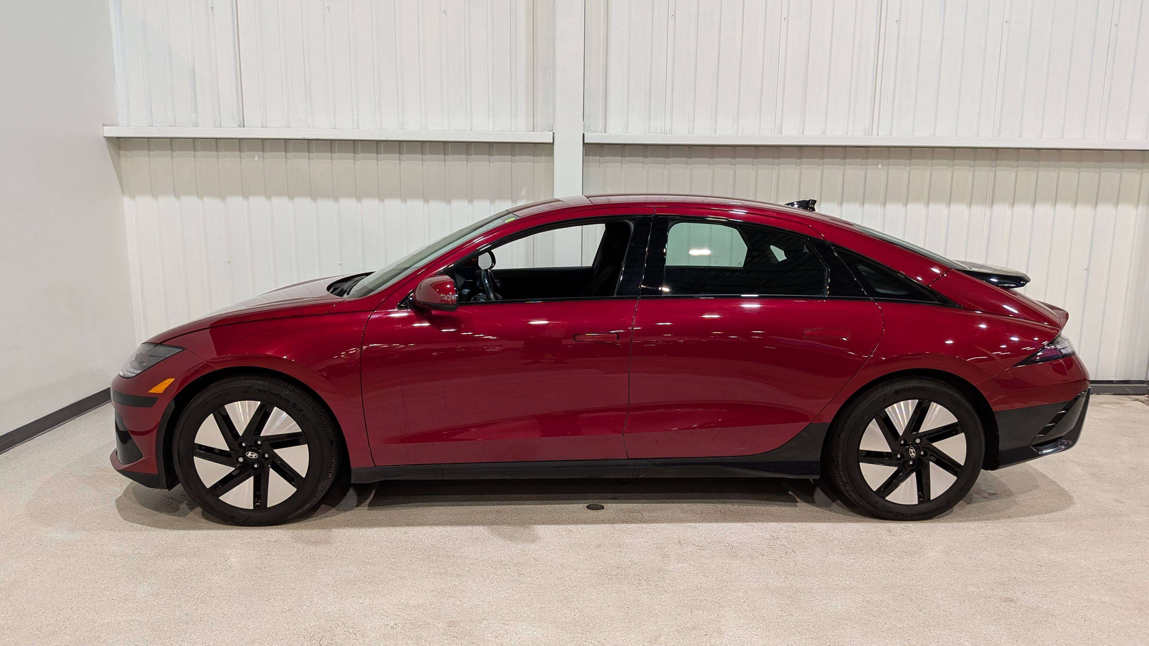 Hyundai IONIQ 6 2024