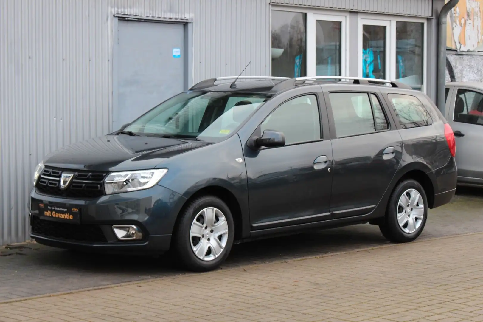 Dacia Logan MCV II Kombi Comfort+Navi+Kamera+Klimaaut Grau - 1