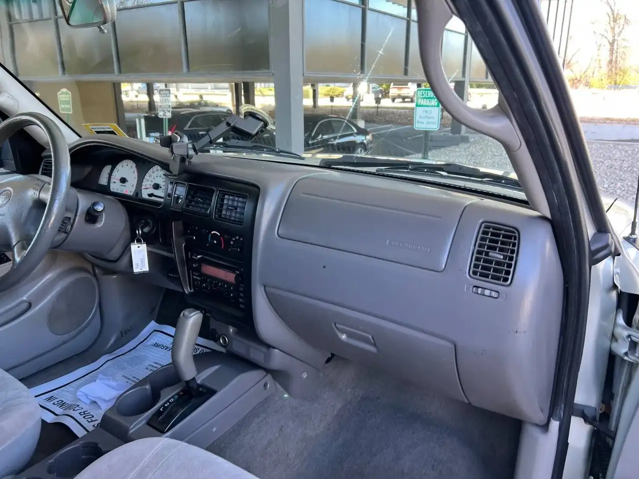 Toyota Tacoma снимка Toyota Tacoma