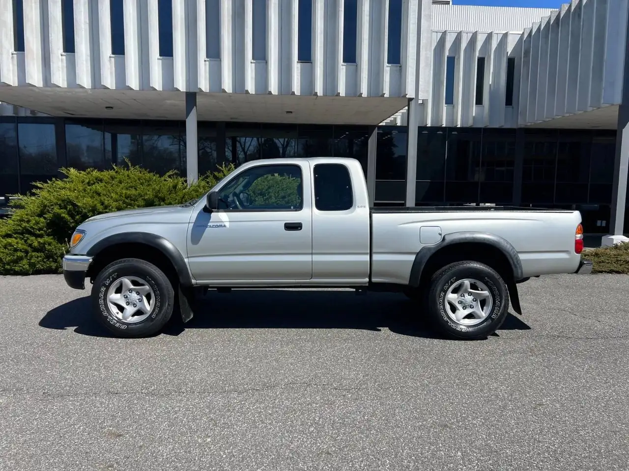 Toyota Tacoma снимка Toyota Tacoma