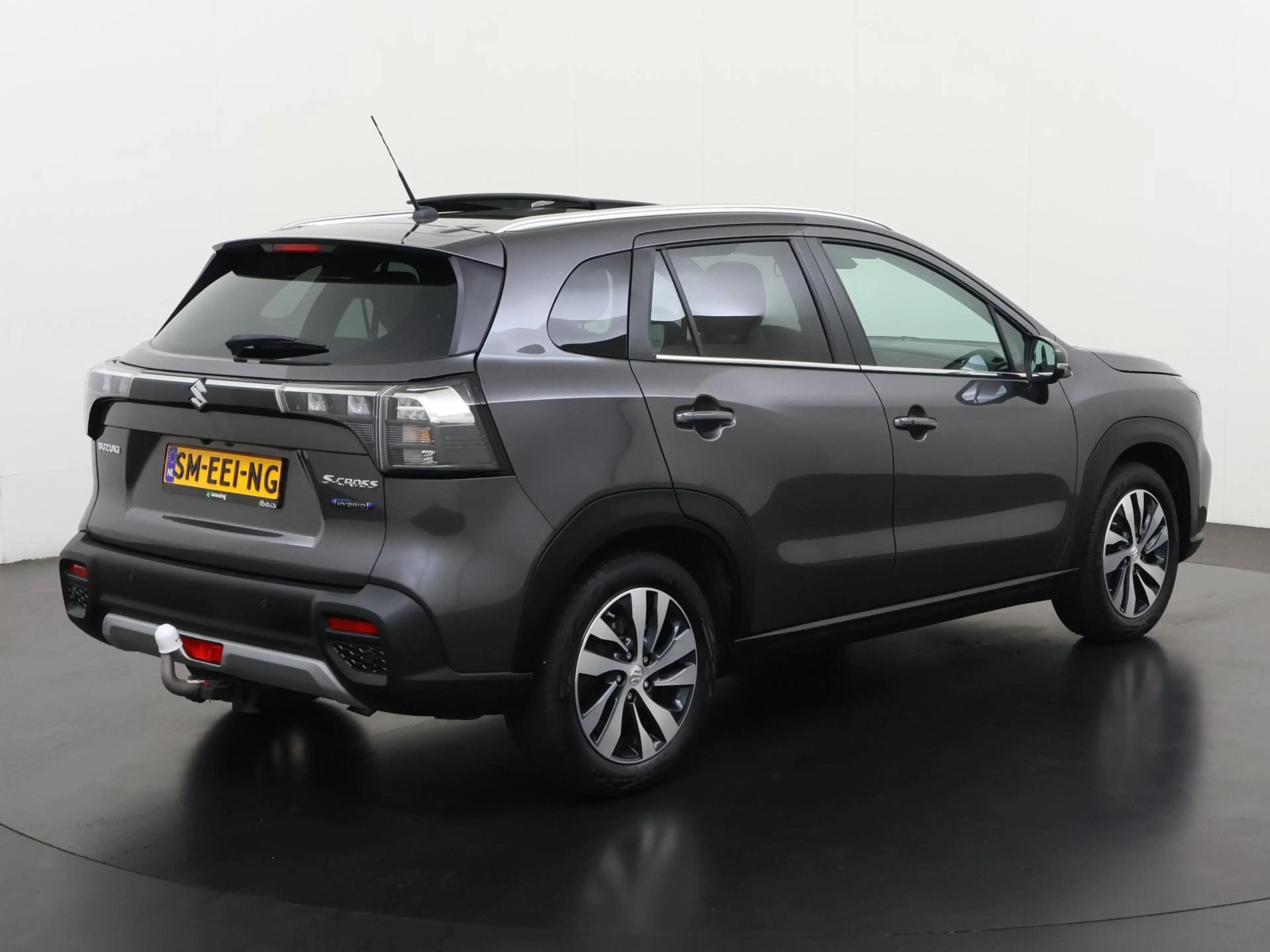 Suzuki S-Cross 1.5 Hybrid AllGrip Style | Trekhaak | Panoramadak — photo 4