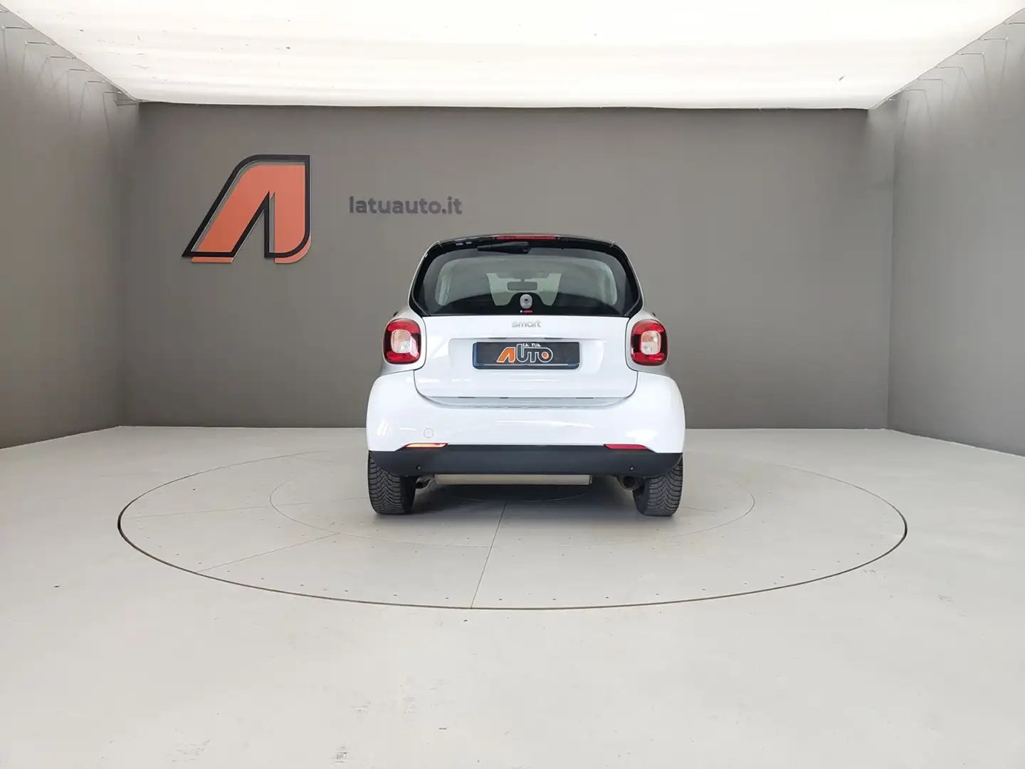 smart forTwo 1.0 70CV URBAN TWINMATIC Grigio - 2