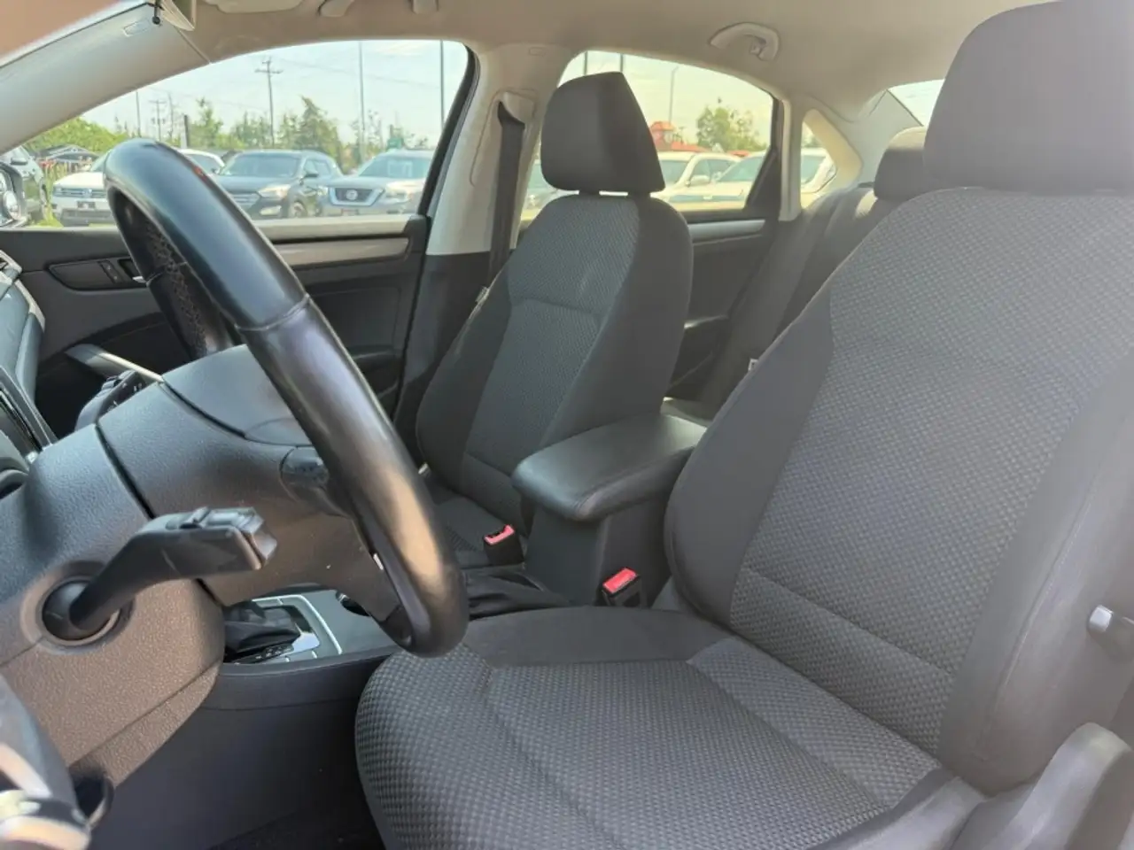 Volkswagen Passat photo Volkswagen Passat