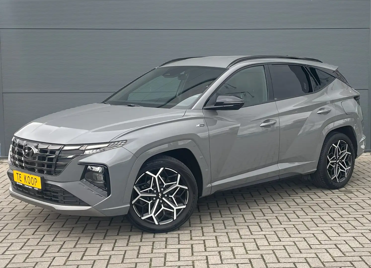Hyundai TUCSON 1.6 T-GDi MHEV Feel N-Line Gris - 1