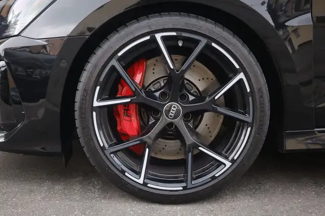Audi RS3 view 5