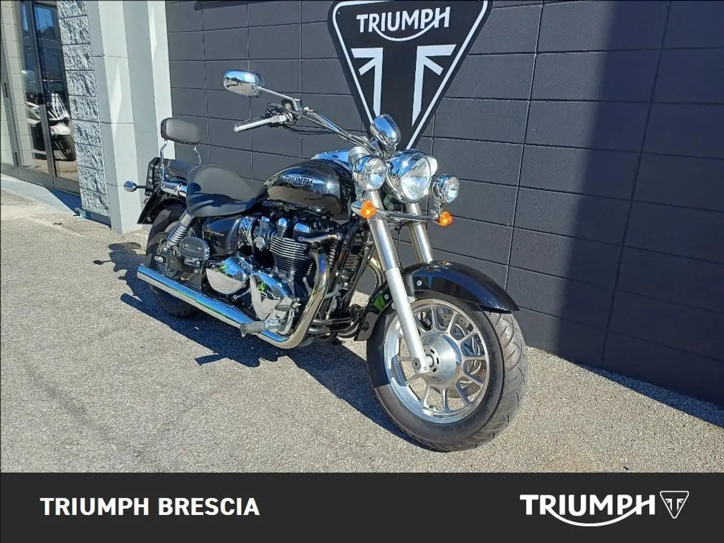 Triumph America LT Nero - 2