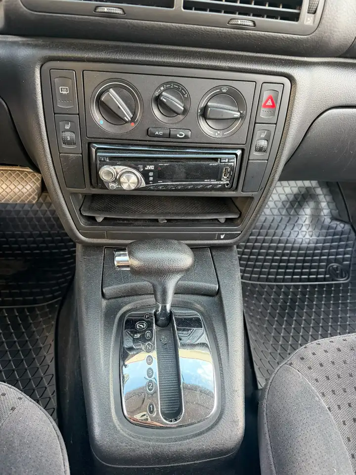 Volkswagen Passat Variant Automatik *Tüv 12/26, foto 12