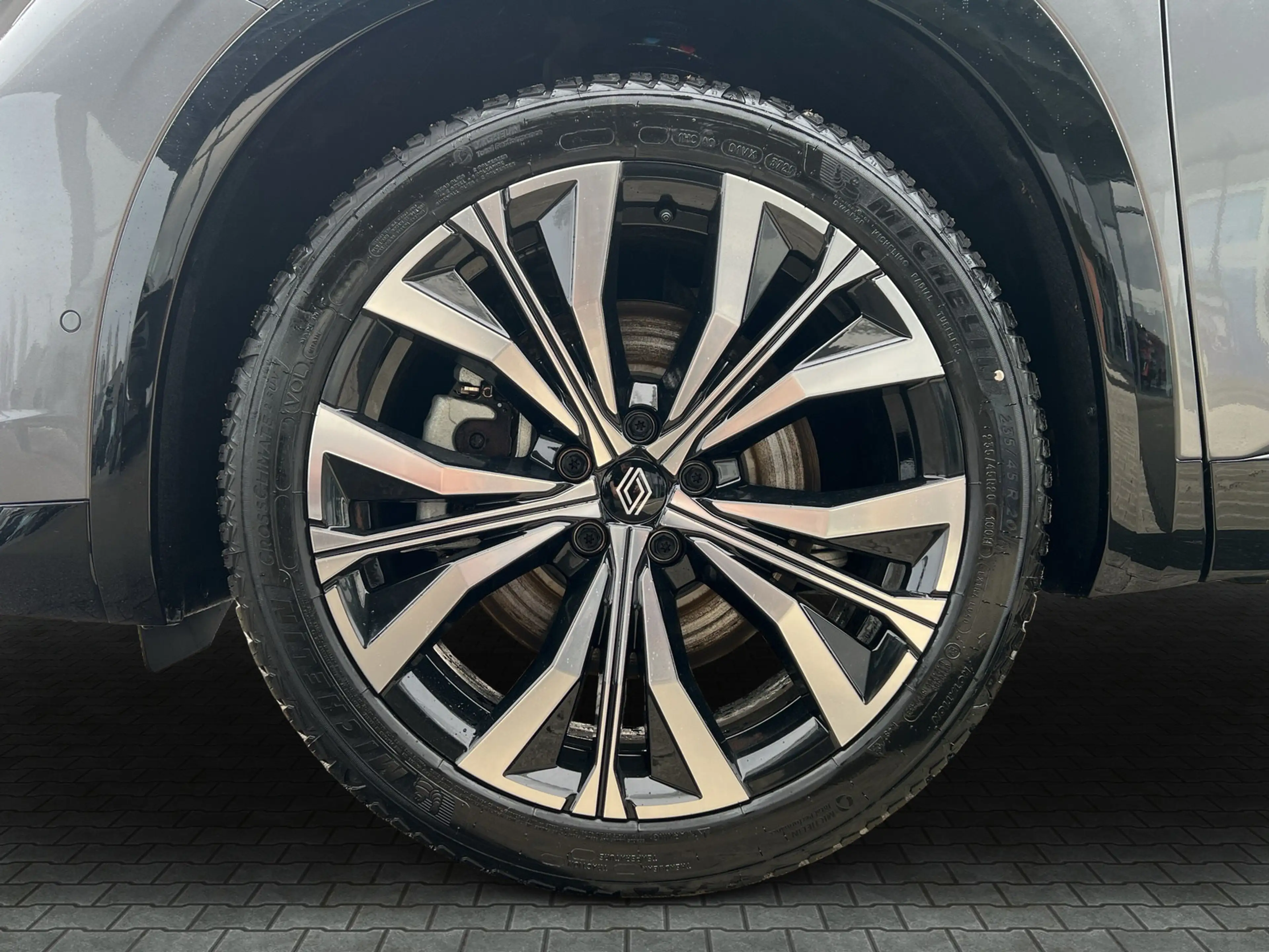 Renault Austral Techno E-TECH Hybrid 200 — photo 12