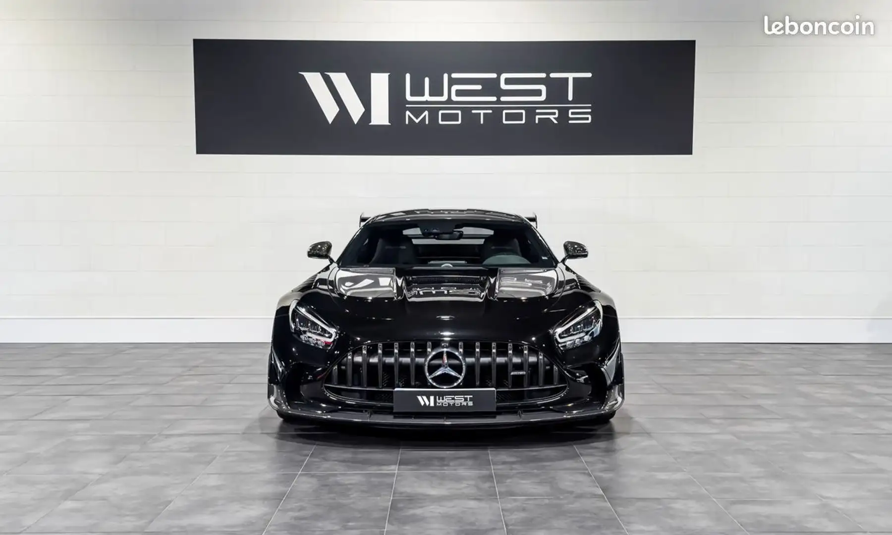 Mercedes-Benz AMG GT Mercedes-AMG Black Series V8 4.0 730 – 1°Main Fran Noir - 2