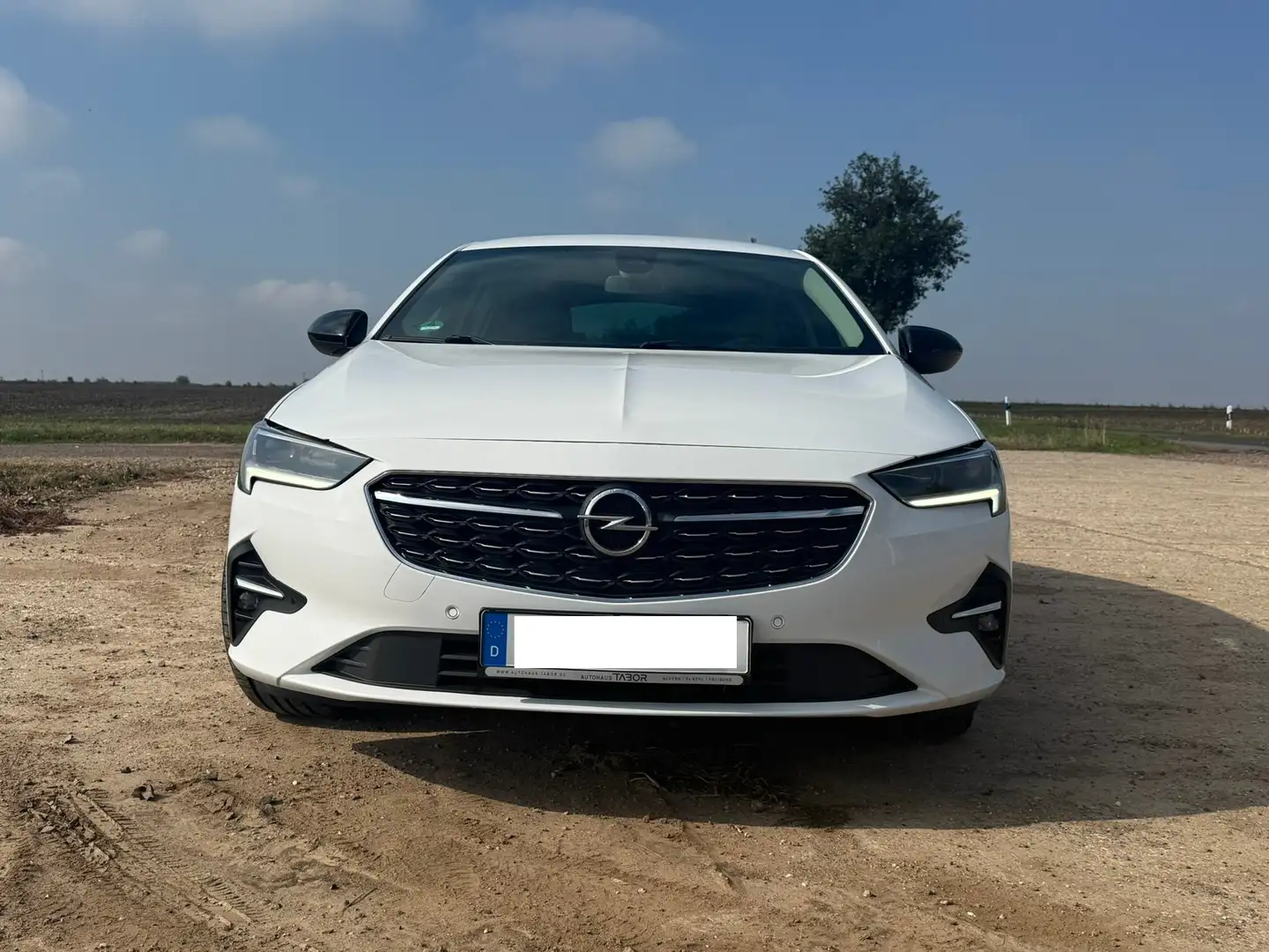 Opel Insignia Grand Sport Diesel Grand Sport 1.5 Diesel Elegance Weiß - 2