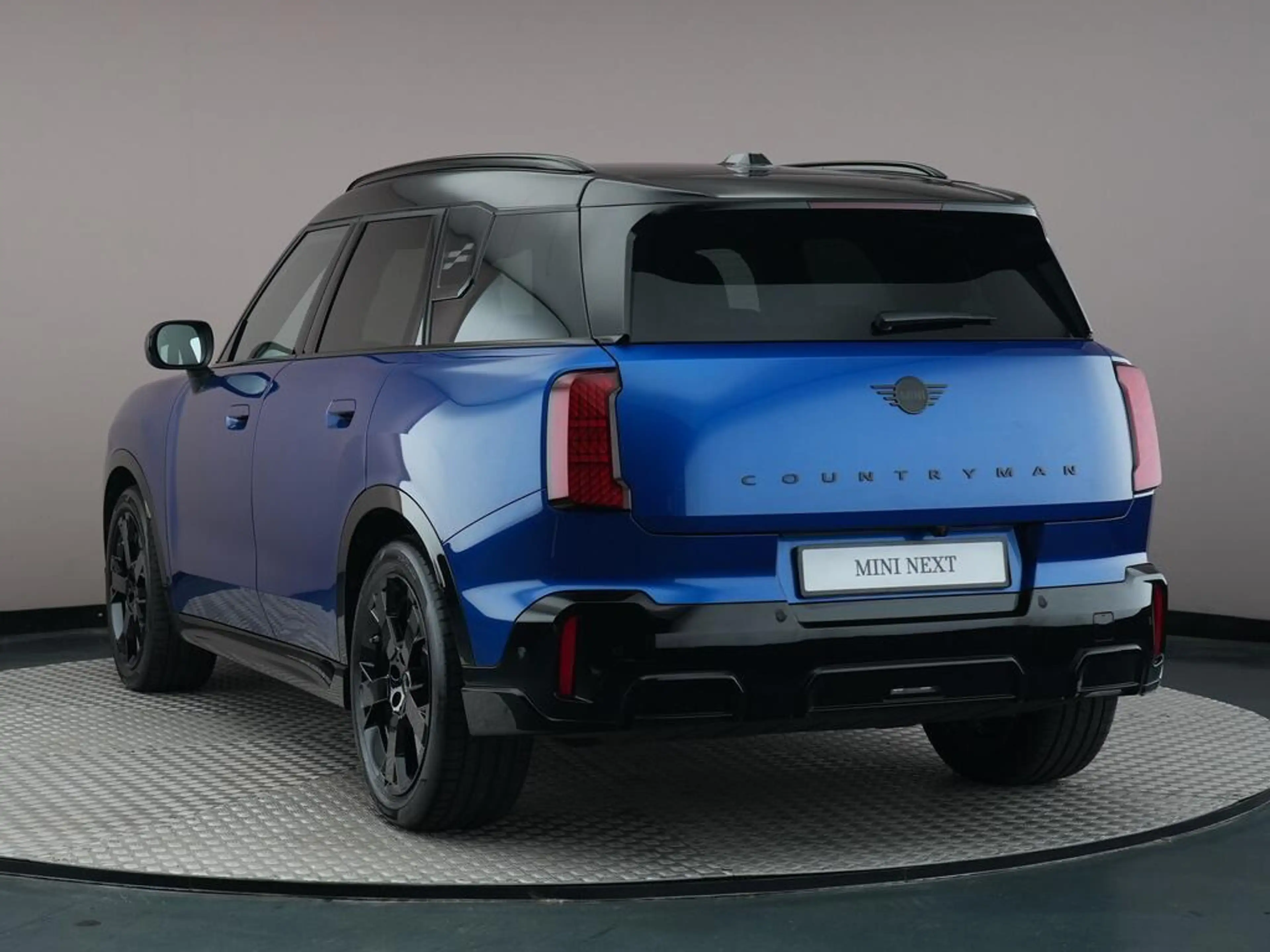 MINI John Cooper Works Countryman E M 66.5 kWh — photo 11