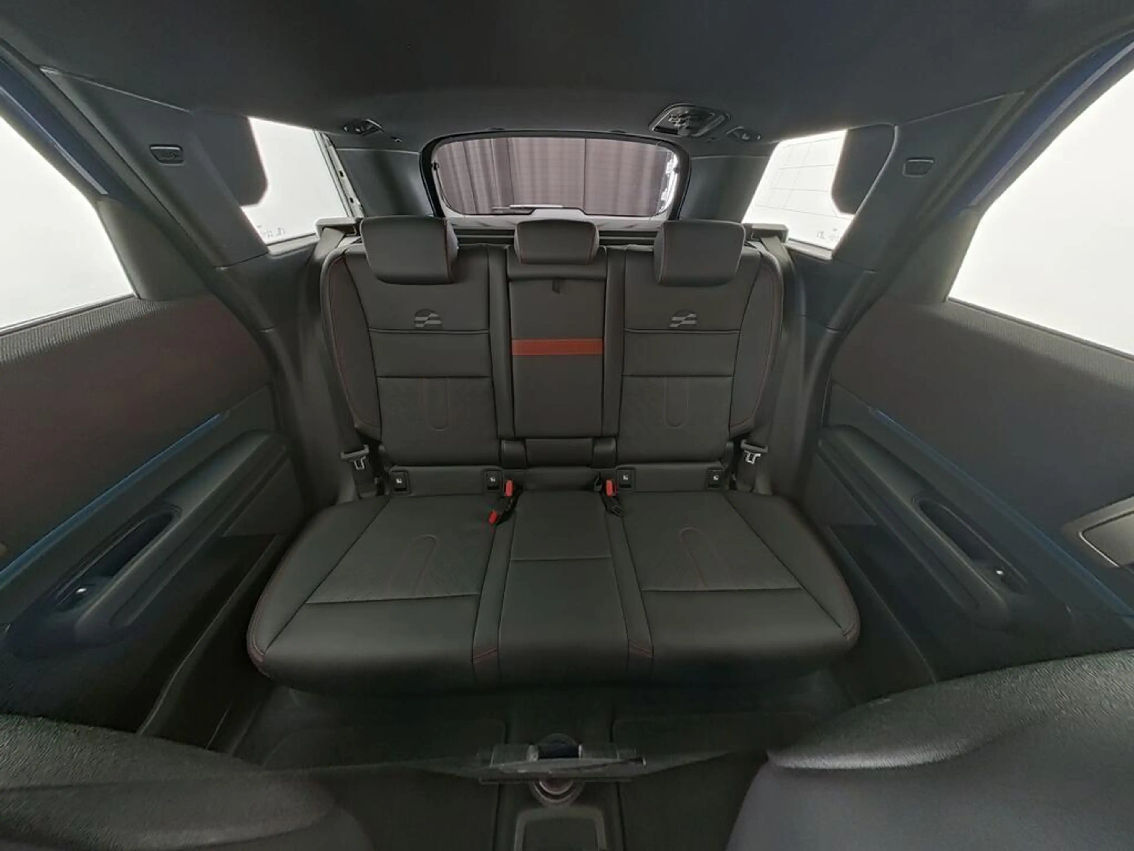 MINI John Cooper Works Countryman E M 66.5 kWh — photo 6