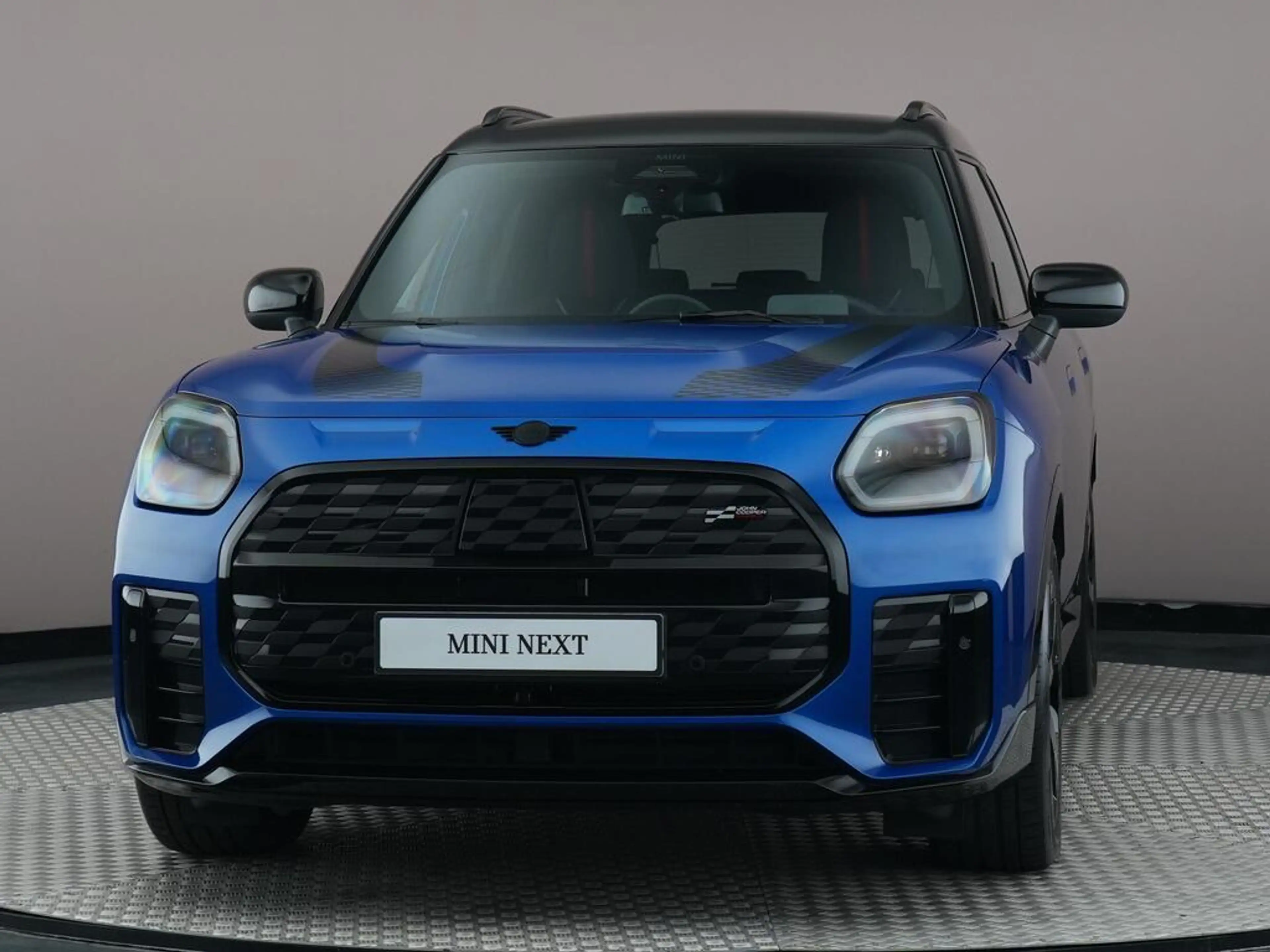 MINI John Cooper Works Countryman E M 66.5 kWh — photo 2