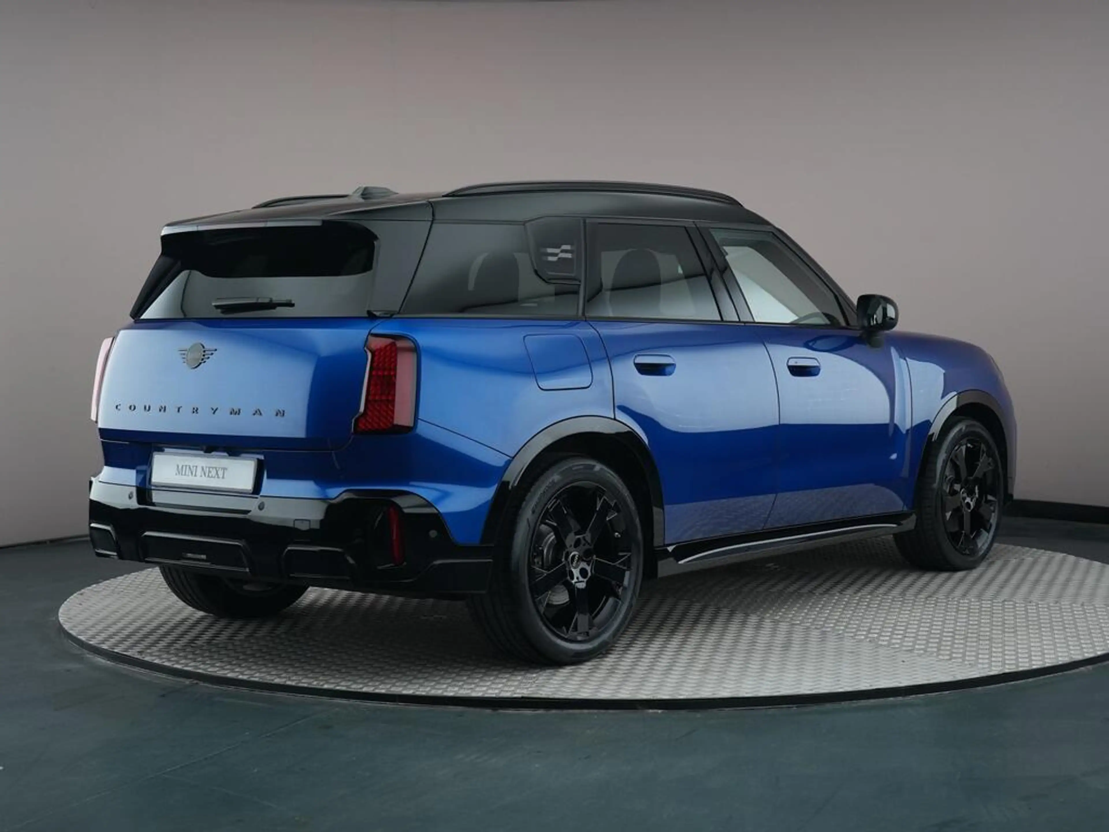 MINI John Cooper Works Countryman E M 66.5 kWh — photo 10