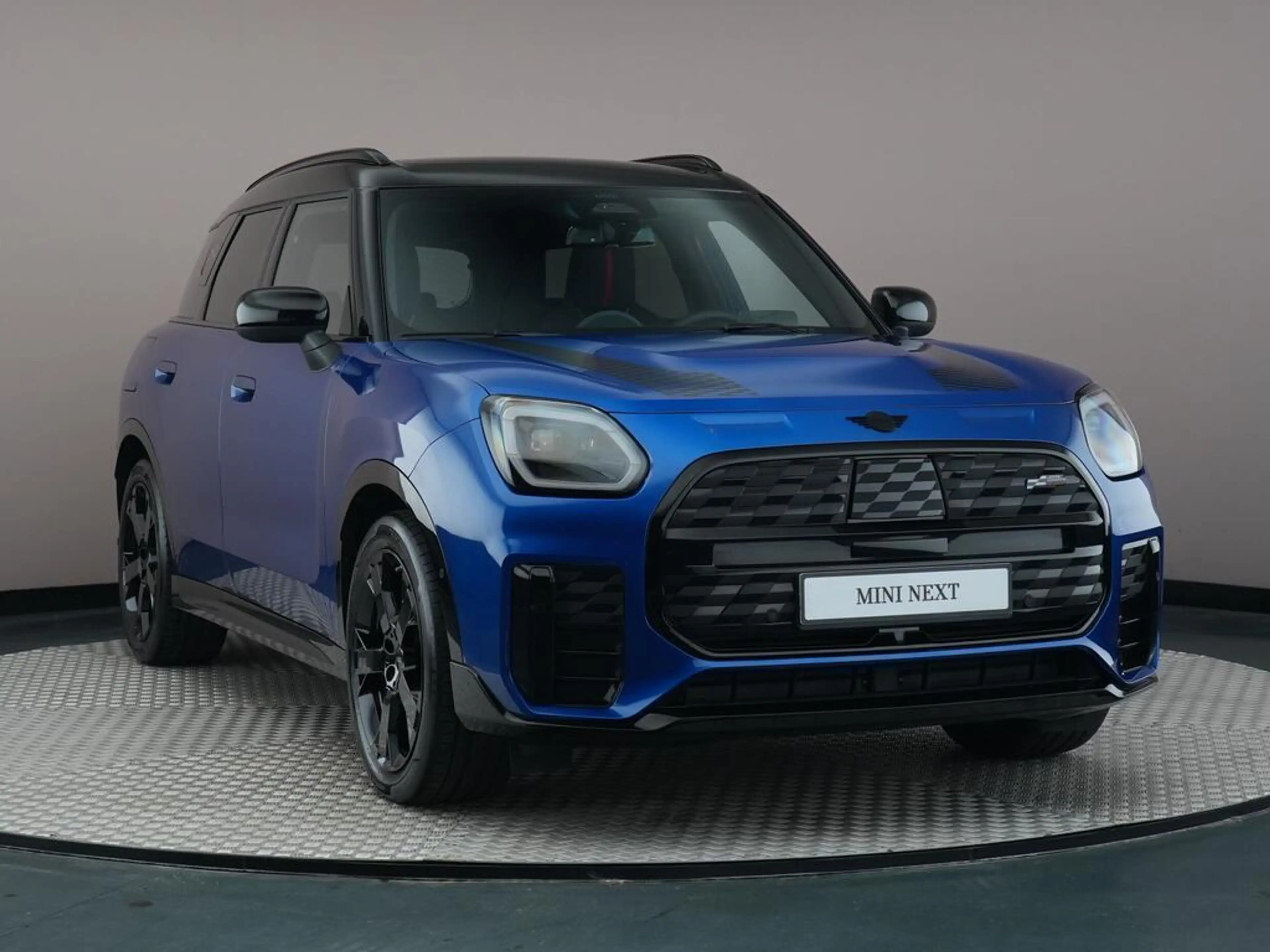 MINI John Cooper Works Countryman E M 66.5 kWh — photo 3