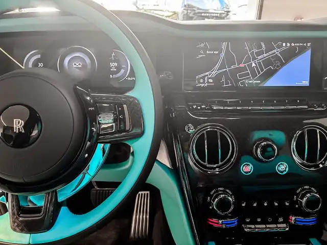 Rolls-Royce Cullinan view 15