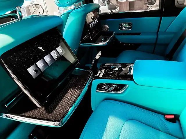 Rolls-Royce Cullinan view 21