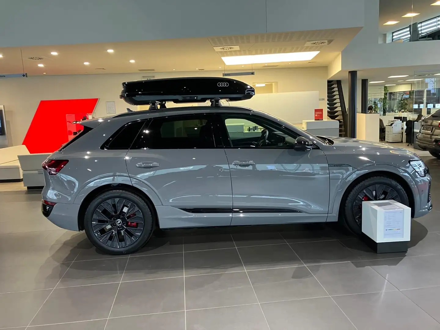 Audi Q8 e-tron Q8 e-tron 55 quattro S line - 2
