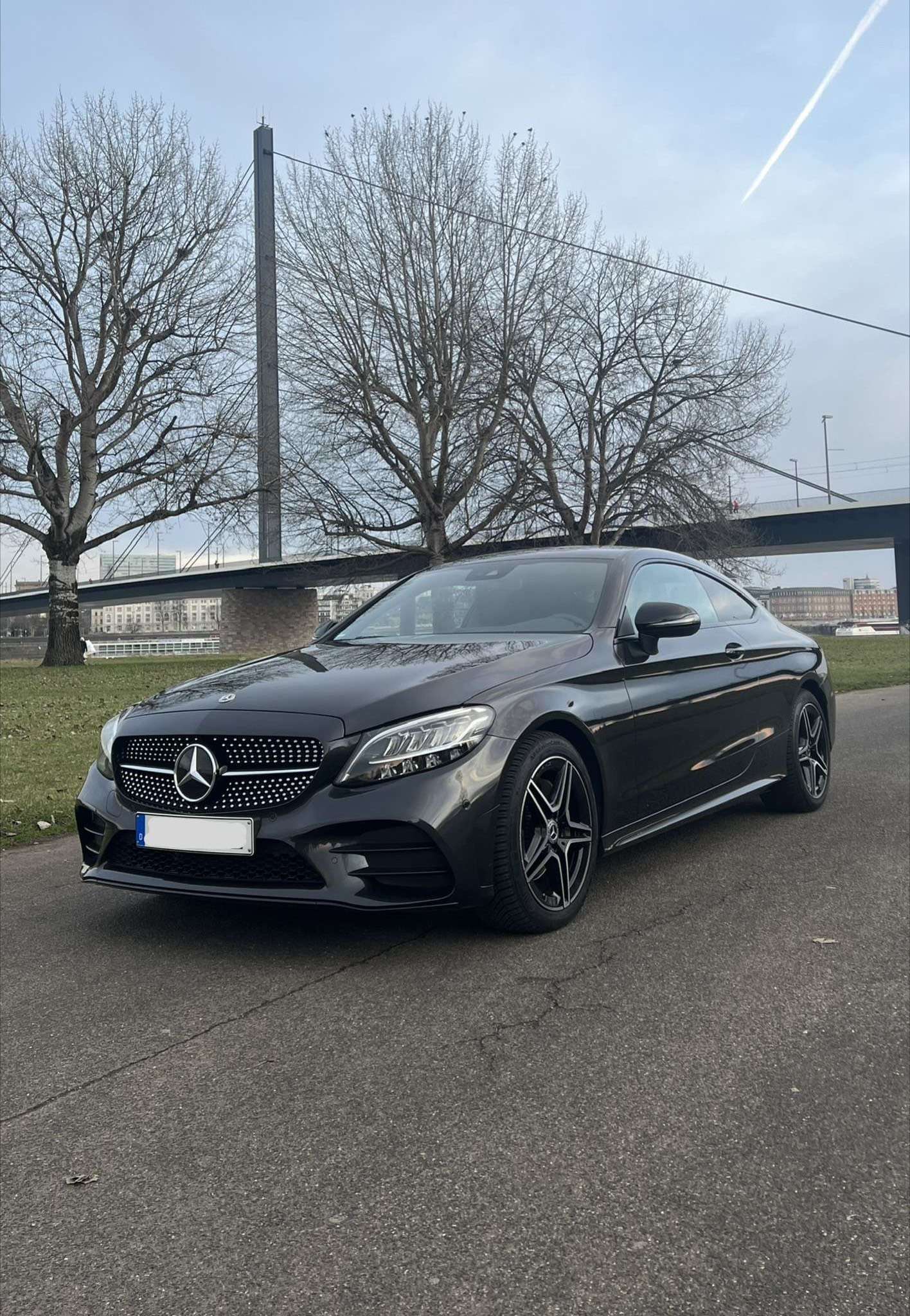 Second hand Mercedes Benz C-Class 180