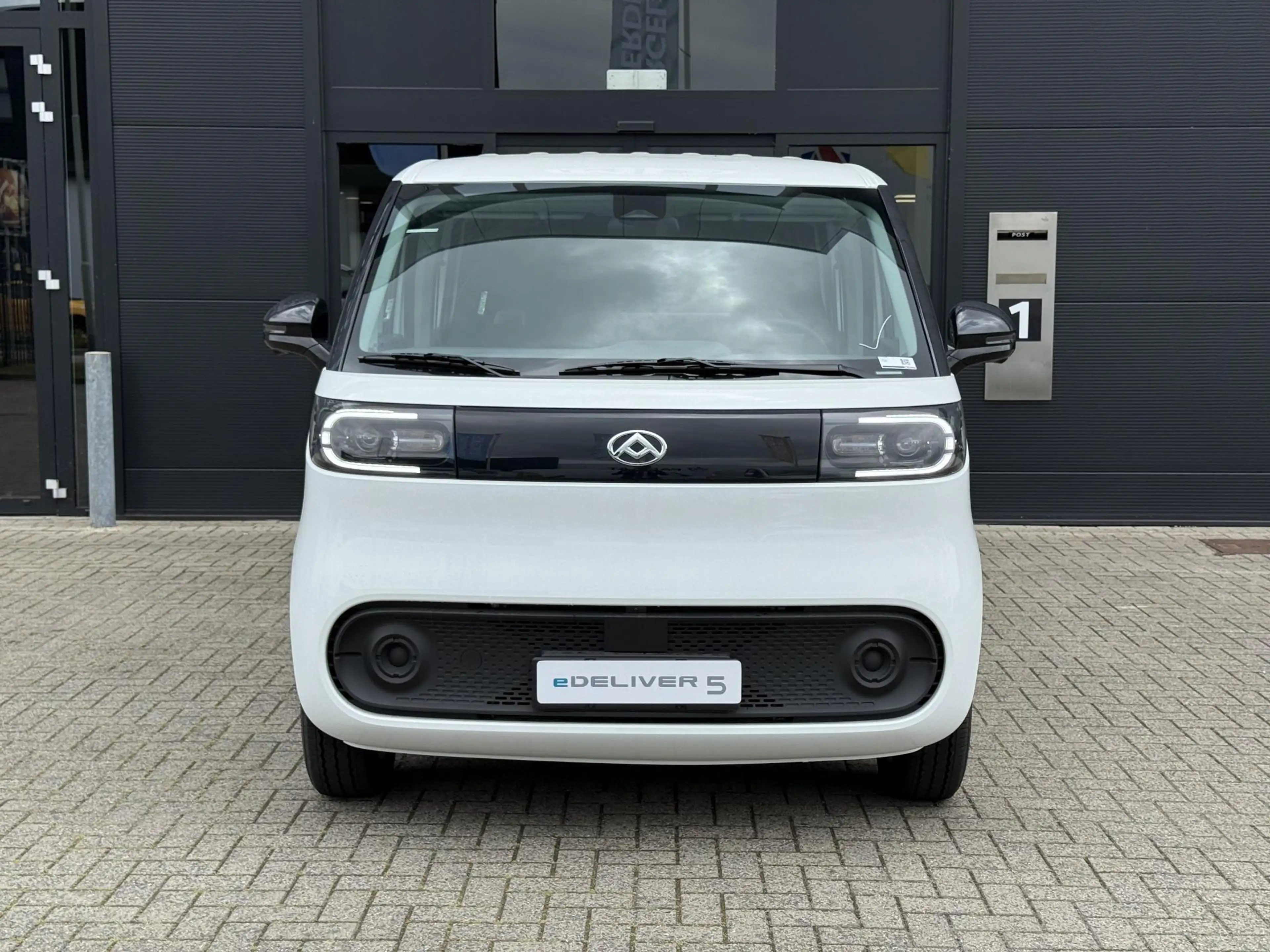 Maxus eDeliver 5 DC L2H1 64kWh Aut. Dubbele Cabine WLTP tot 489 KM — photo 3