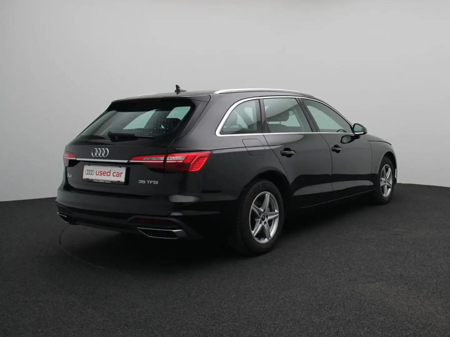 Audi A4 Avant ATTRACTION 35 TFSI 150 PK S-tronic / Cruise Control / PDC Rear / GPS Zwart - 2