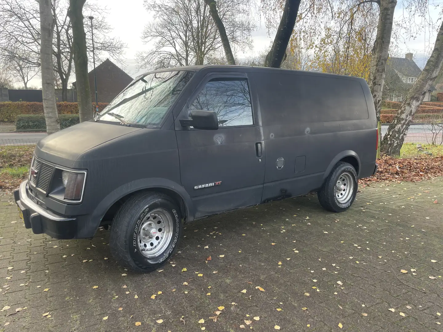 Chevrolet Astro GMC Safari | uniek V8 | lpg | trekhaak| zeldzaam Чорний - 1