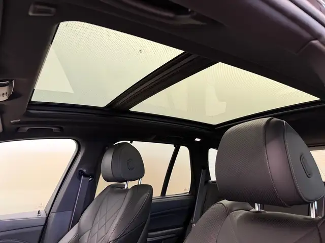 BMW X5 view 14