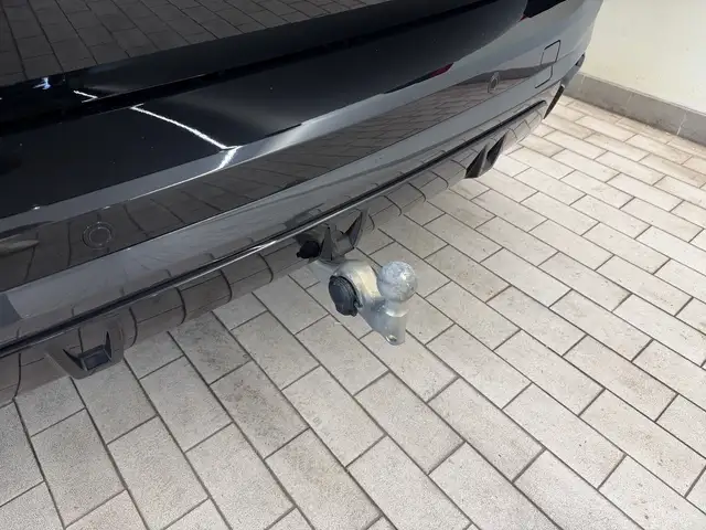 BMW X5 view 12