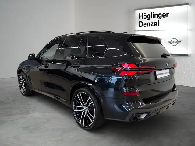BMW X5 view 10