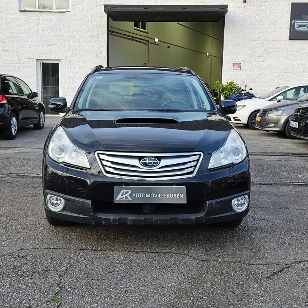 Subaru Legacy 2.0 Diesel Premium SDN Schwarz - 2