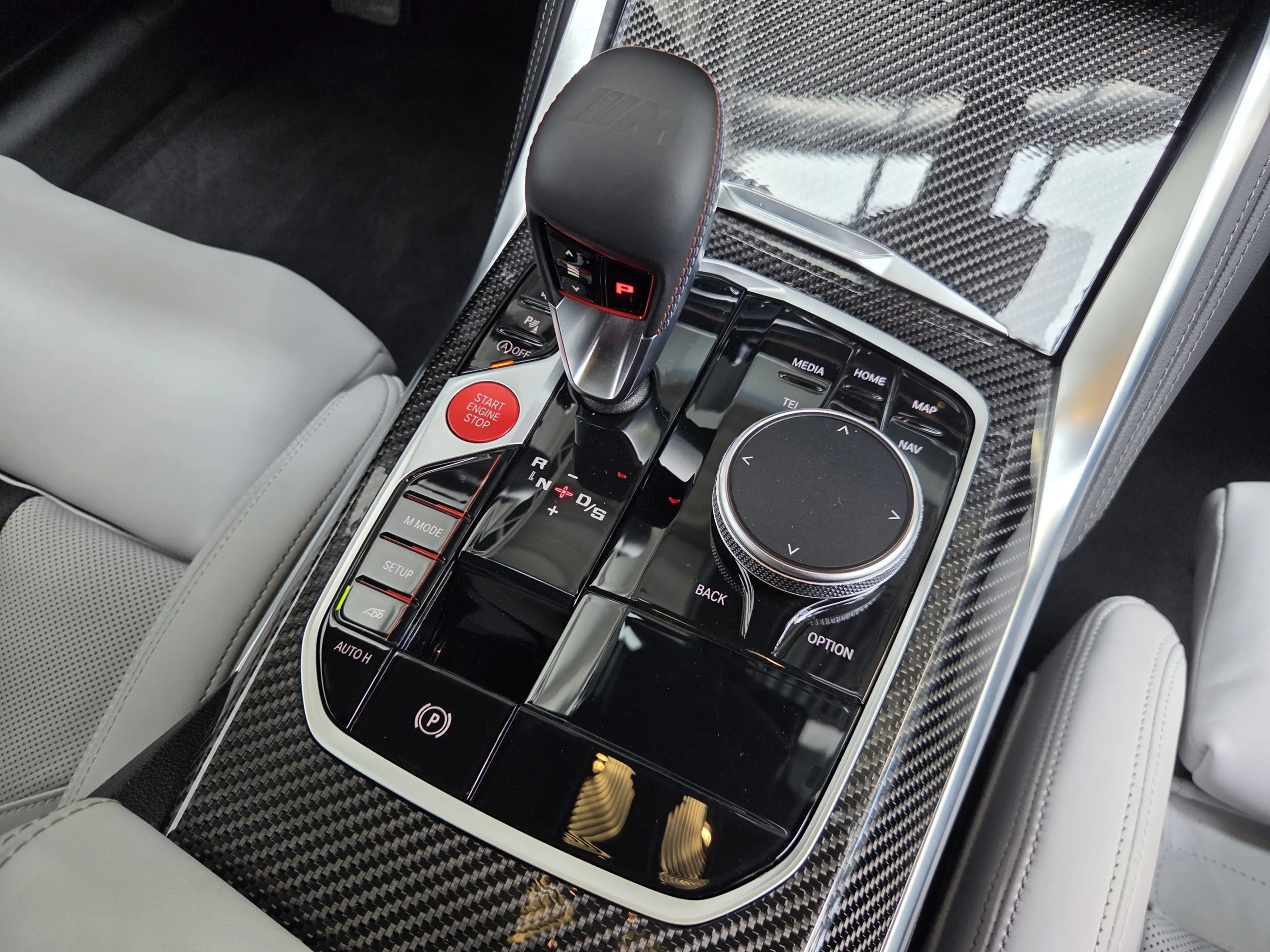 BMW M3 Comp. xDr ACC 360° Sitzlüftung Carbon H&K — photo 33