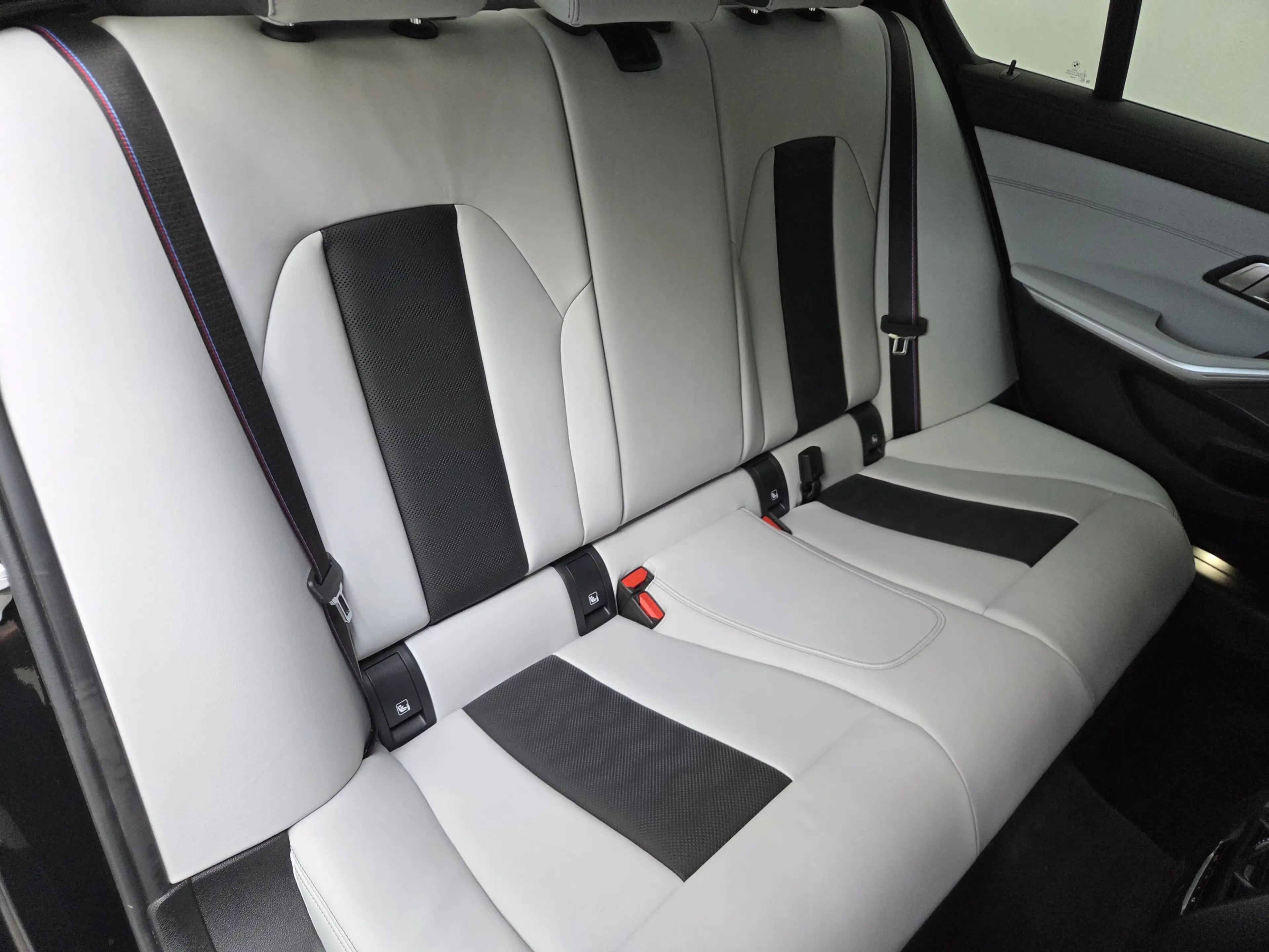 BMW M3 Comp. xDr ACC 360° Sitzlüftung Carbon H&K — photo 30