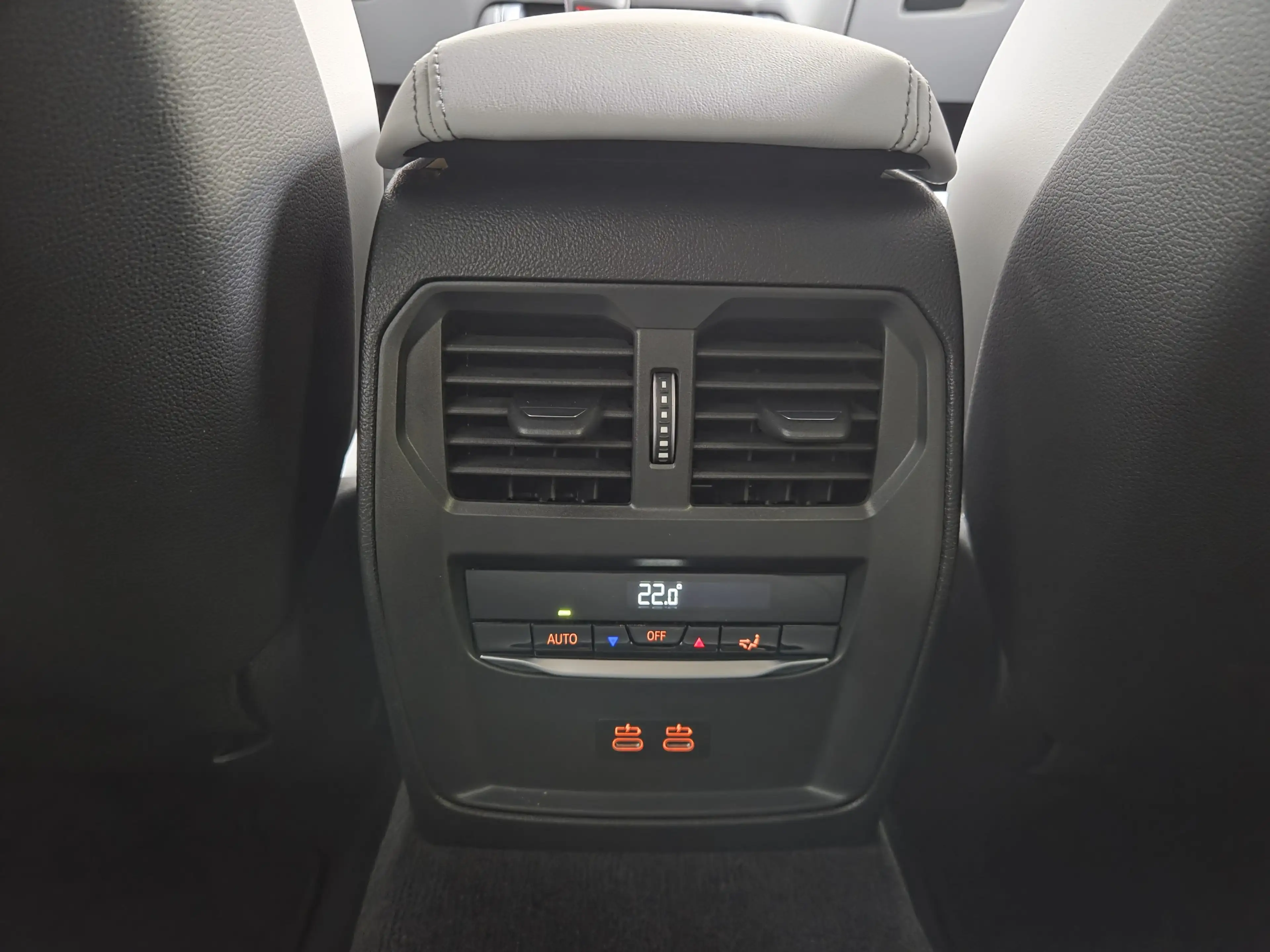 BMW M3 Comp. xDr ACC 360° Sitzlüftung Carbon H&K — photo 29