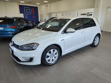 1.4 TSI DSG PHEV Adap.Cruise Navi Fari LED