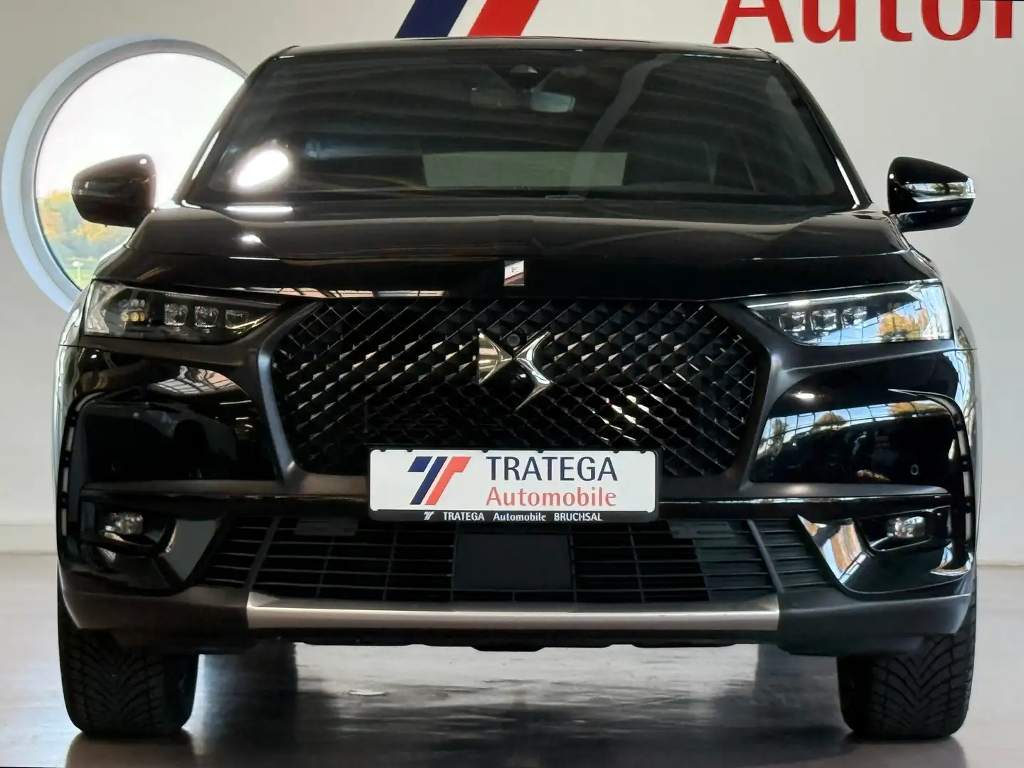 DS Automobiles DS 7 Crossback E-Tense 4x4 300 Performance Line Zwart - 2