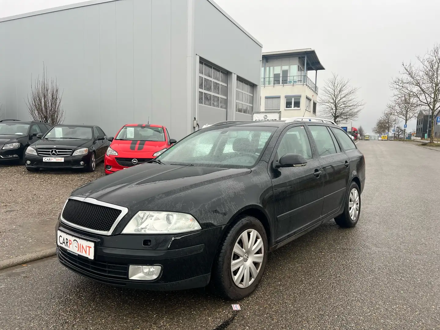 Skoda Octavia *2,0TDi*Klima*Xenon*Navi*ALU*AHK* Noir - 1