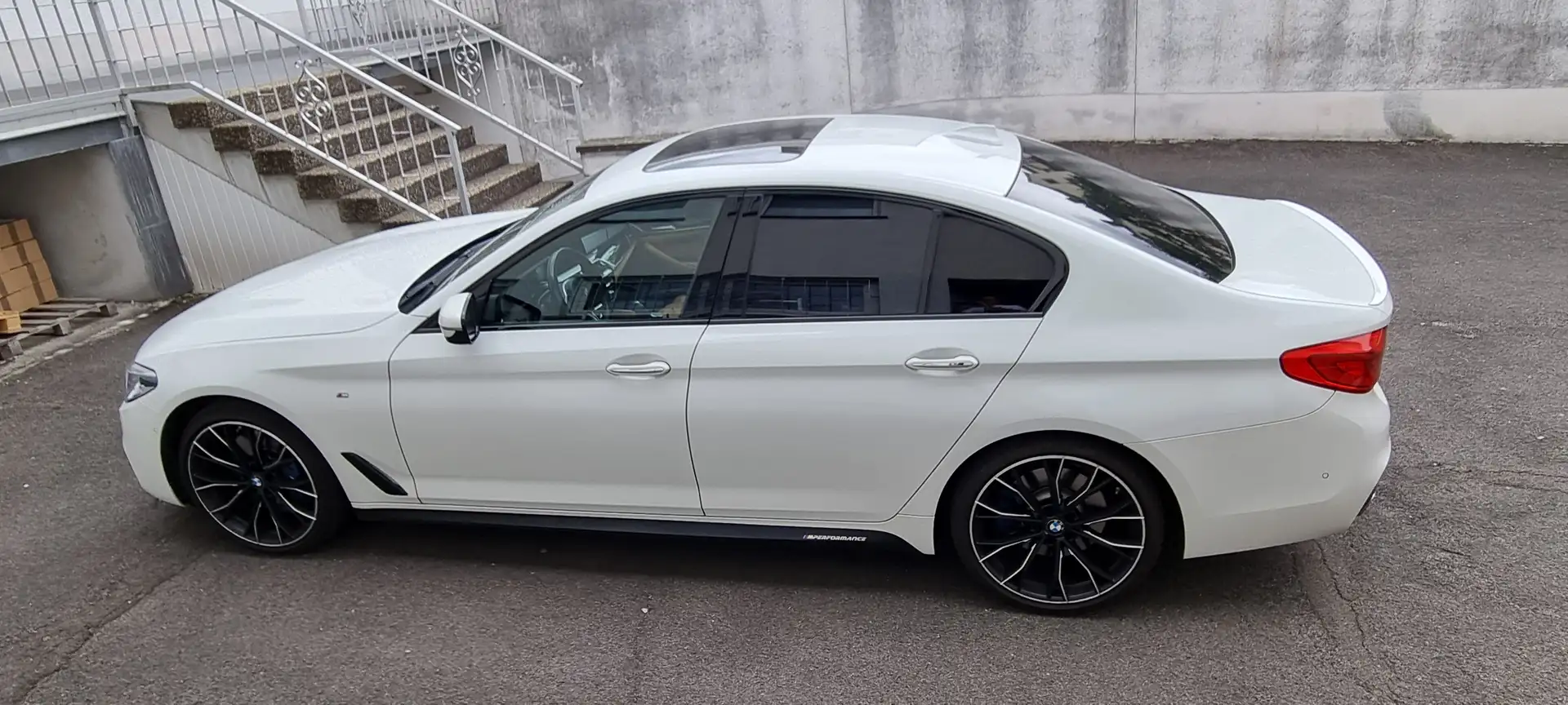 BMW 540 540i xDrive M Performance Weiß - 2