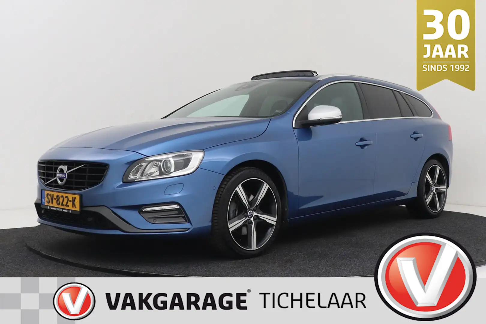 Volvo V60 2.0 T4 Business Sport | R-Design | Trekhaak | Pano Blauw - 1