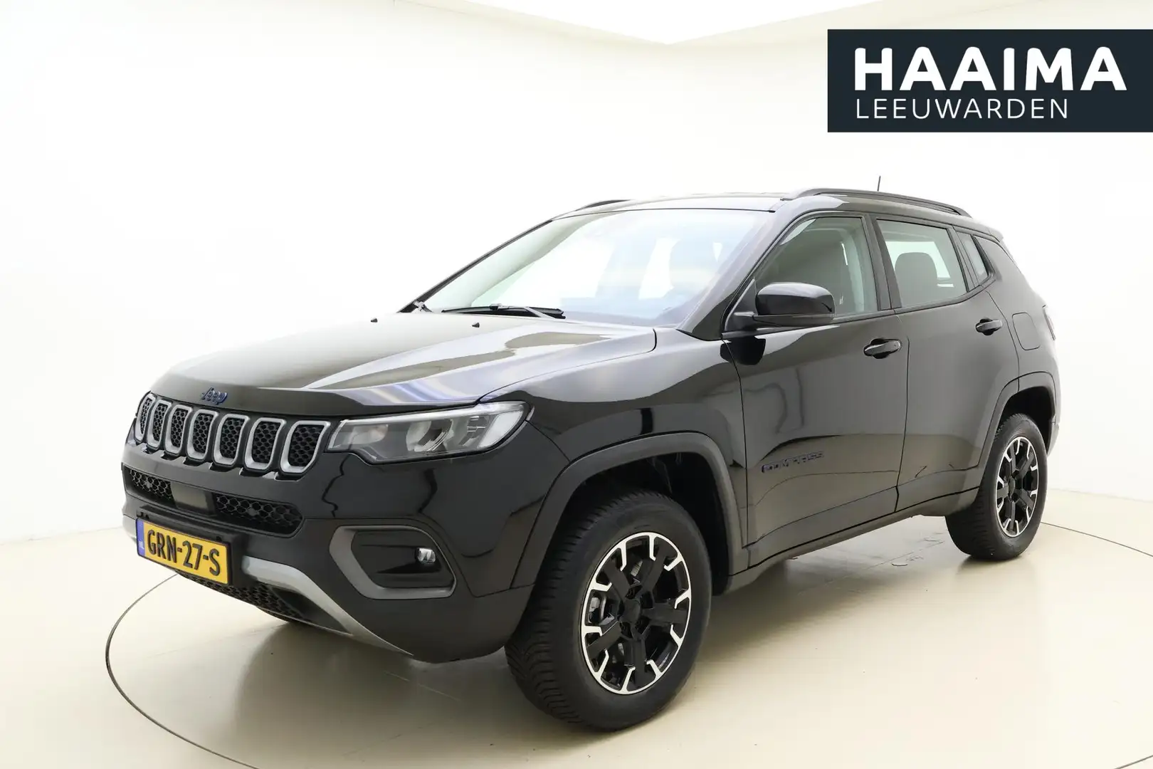 Jeep Compass 4xe 240 Plug-in Hybrid Electric Overland | Navigat Noir - 1