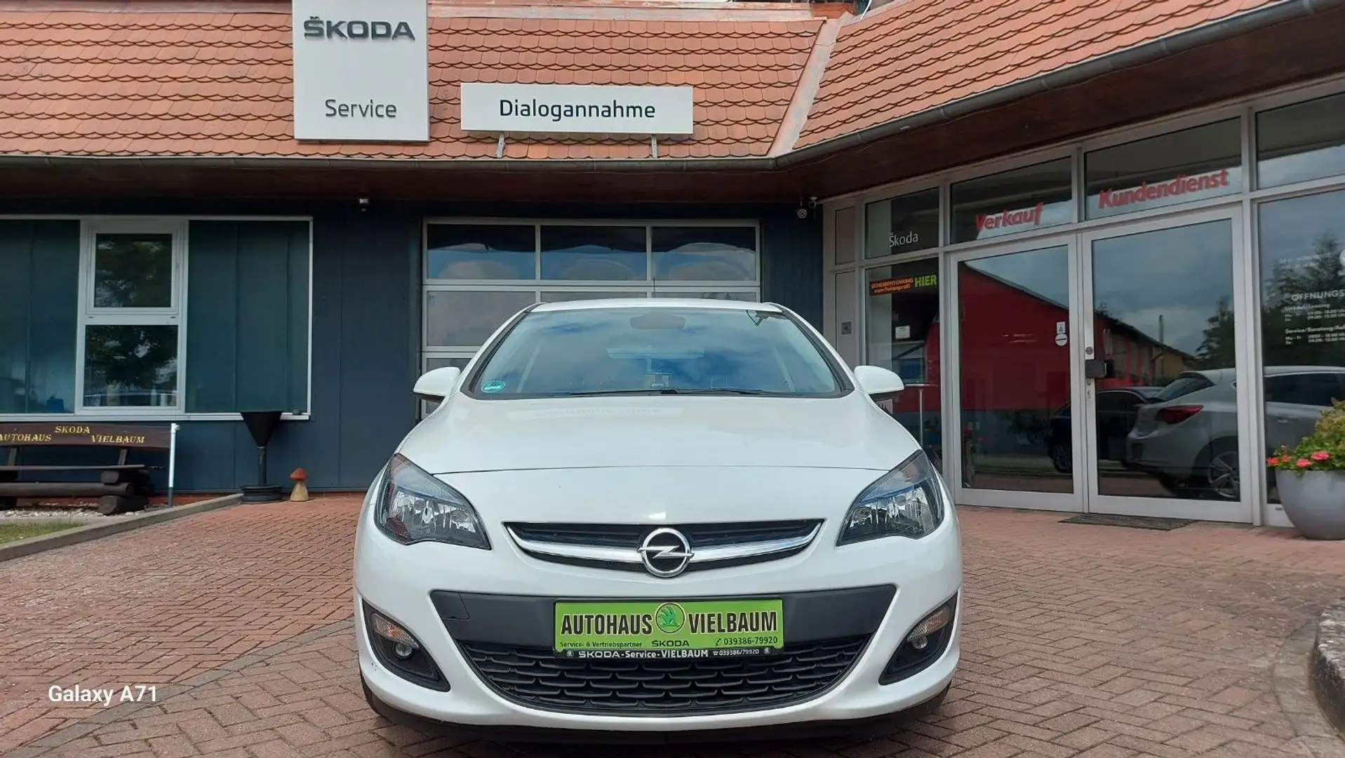 Opel Astra J Lim. 5-trg.1,6 85kw Energy Weiß - 1