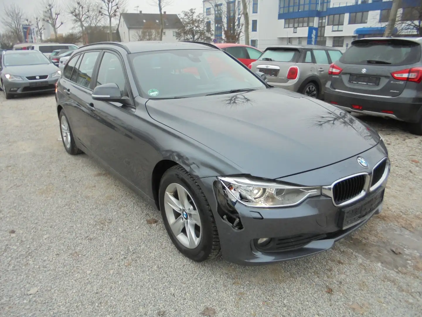 BMW 320 d Touring ~ Navi ~ Ahk ~ Xenon ~ Grau - 1