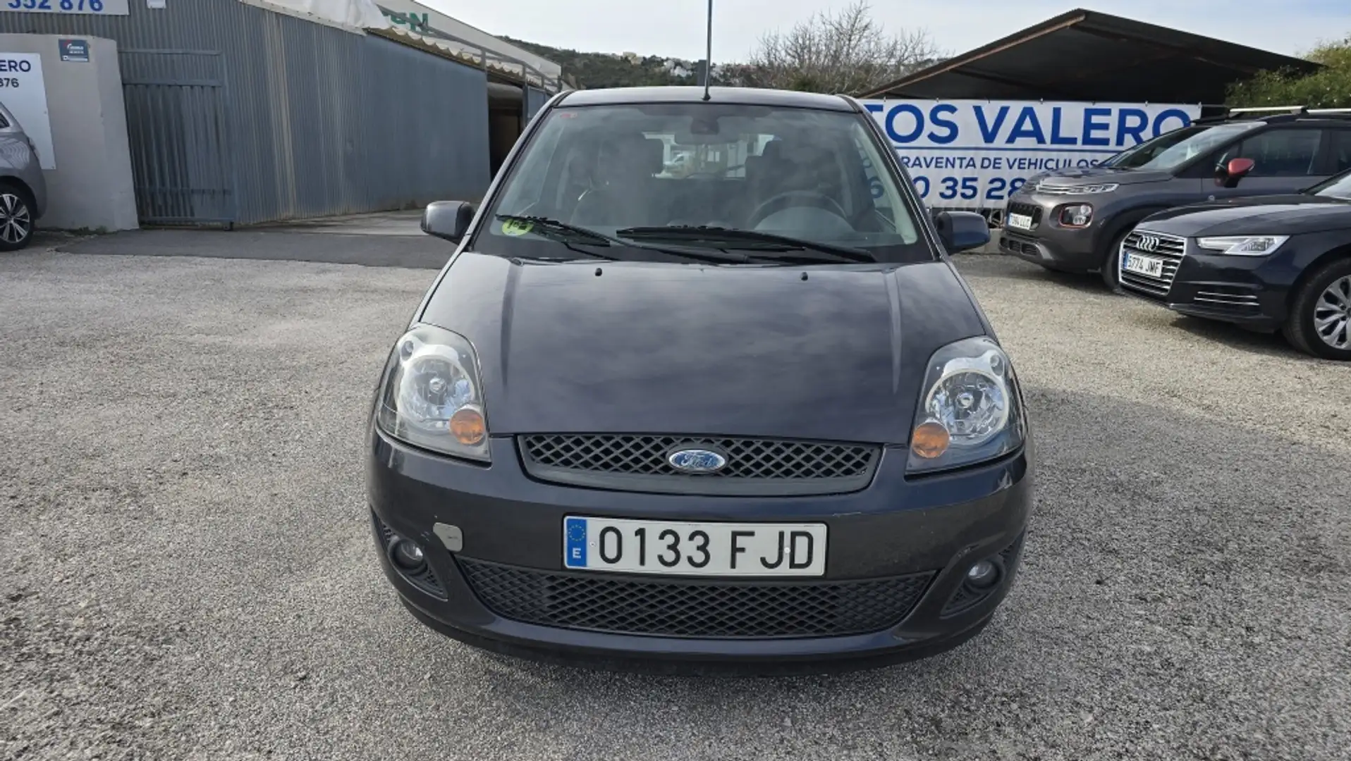 Ford Fiesta 1.4 TDCi Ambiente Negro - 1