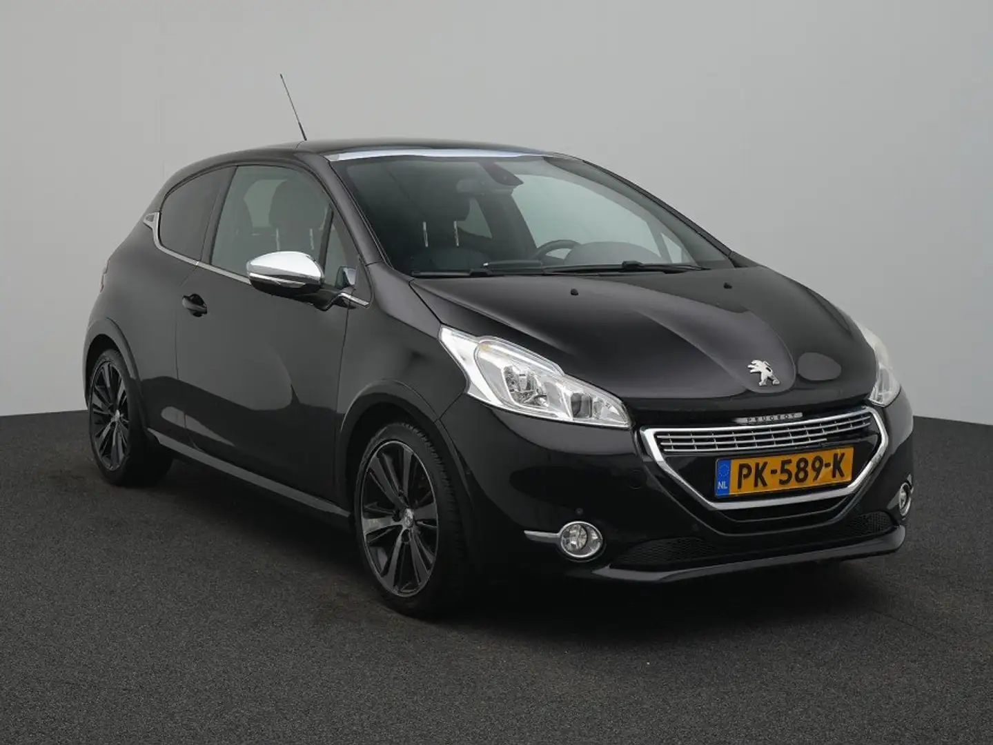 Peugeot 208 208 XY 1.6-120PK Panoramadak, Sportstoelen Clima Zwart - 2