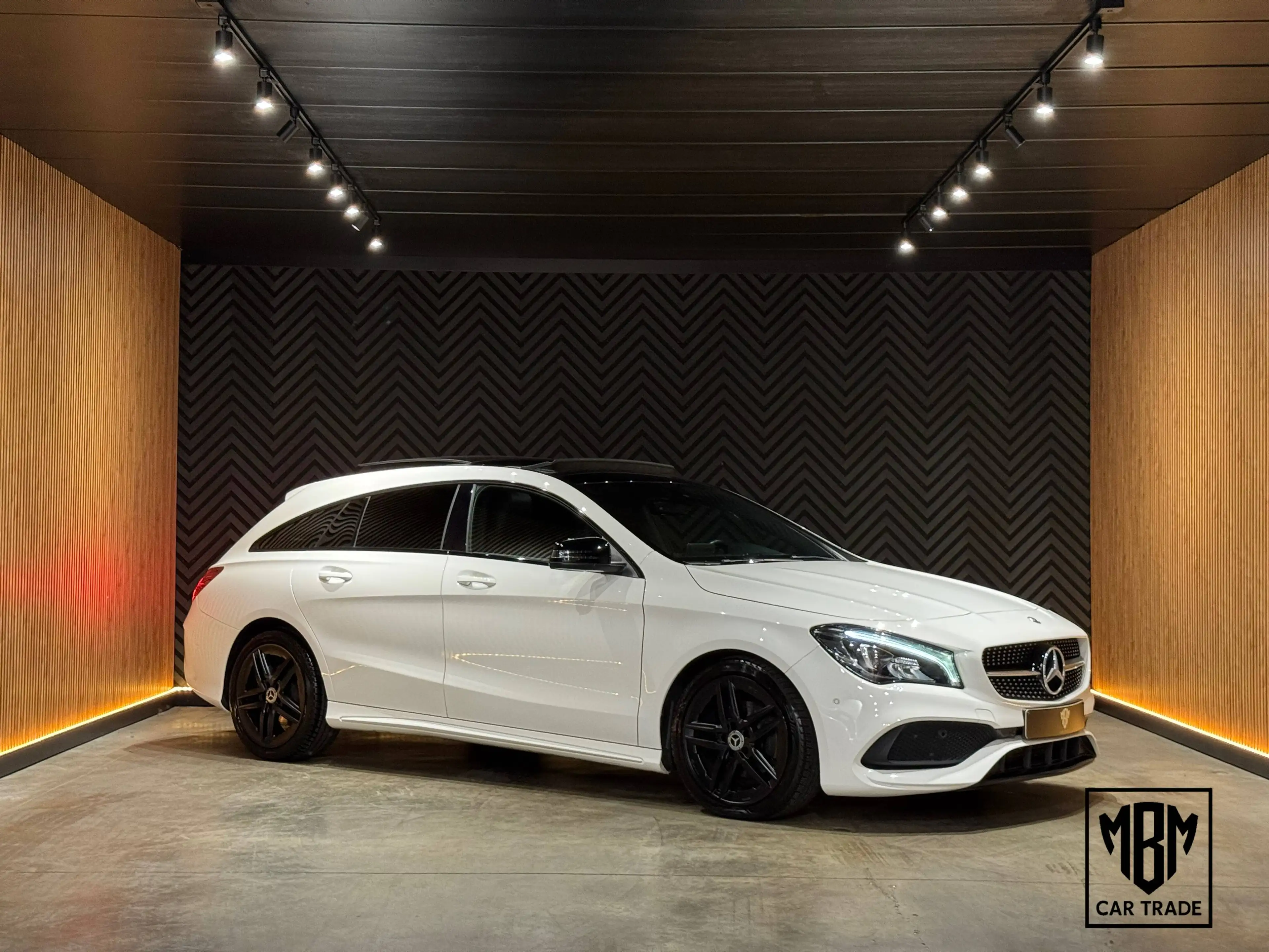 Mercedes-Benz CLA 200 d✅Business Solution AMG Line 12 Maanden GARANTIE Pano Alcantara Dodehoek Zetelverwarming — photo 5