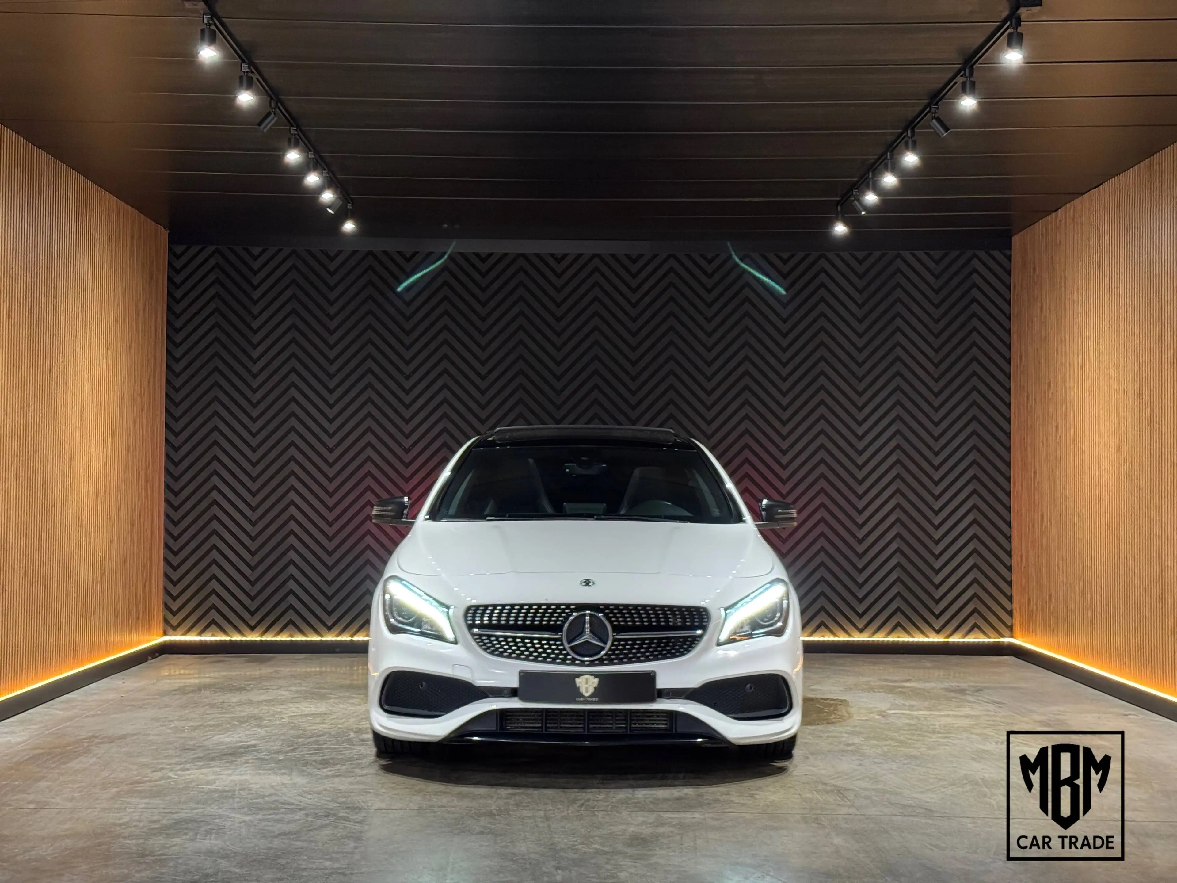 Mercedes-Benz CLA 200 d✅Business Solution AMG Line 12 Maanden GARANTIE Pano Alcantara Dodehoek Zetelverwarming — photo 6