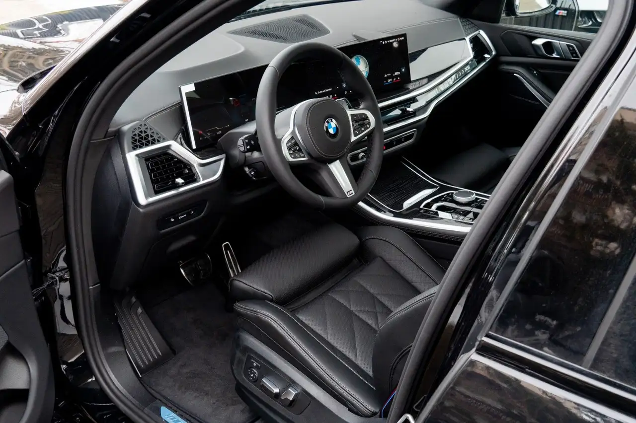 BMW X5 30d M 2026.LUFTFE.PANO.DR.ASS.PR.ASS.22".AHK 11