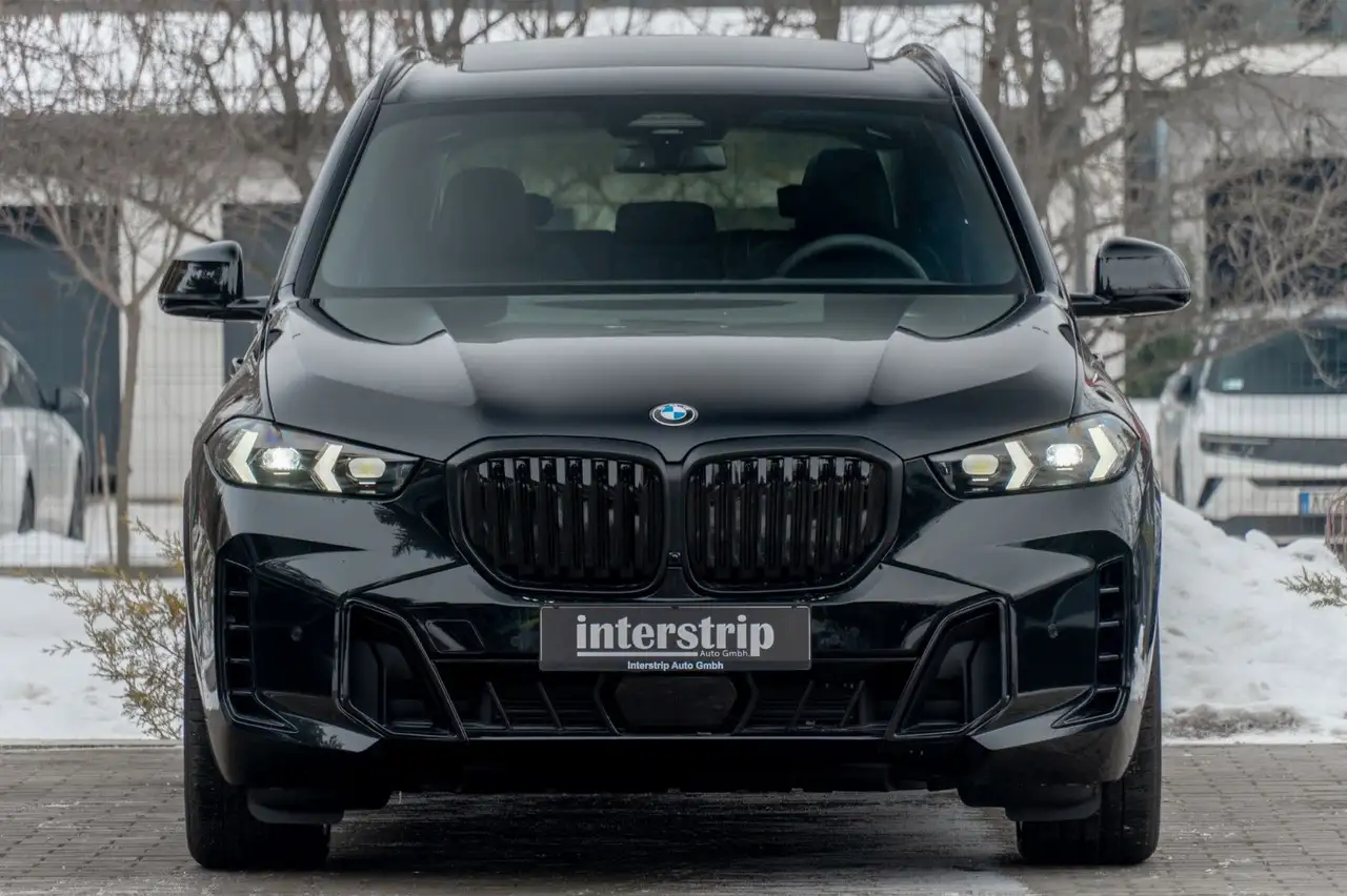 BMW X5 30d M 2026.LUFTFE.PANO.DR.ASS.PR.ASS.22".AHK 2