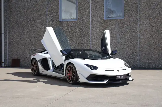 Lamborghini Aventador