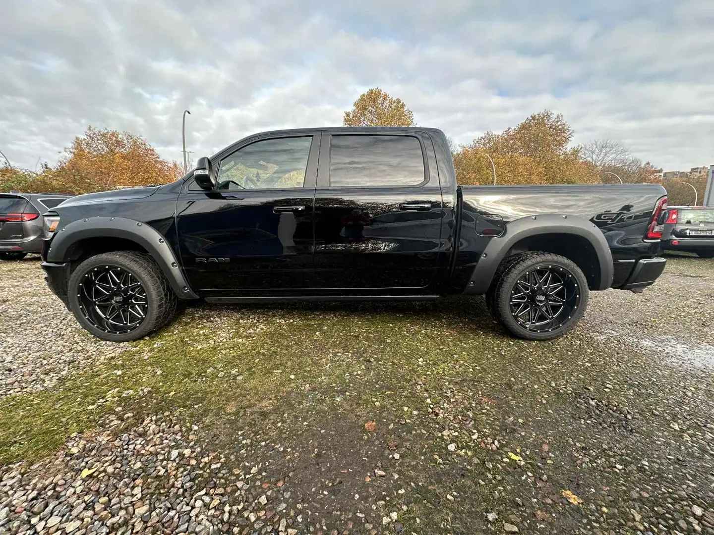 Dodge RAM 4x4 Laramie GT Prins, Vollaustattung Schwarz - 2